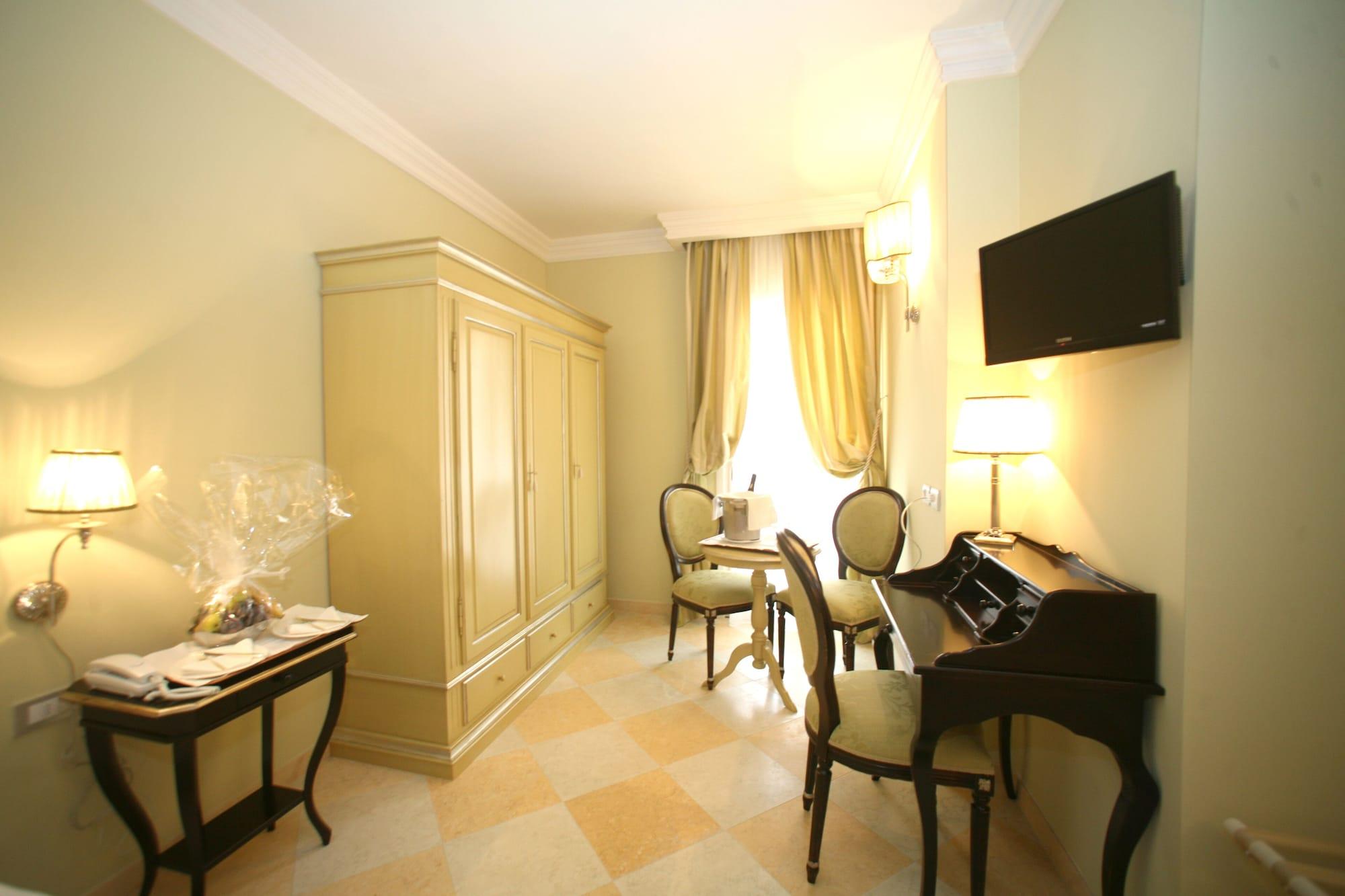 Palace Hotel เวียสเต ภายนอก รูปภาพ