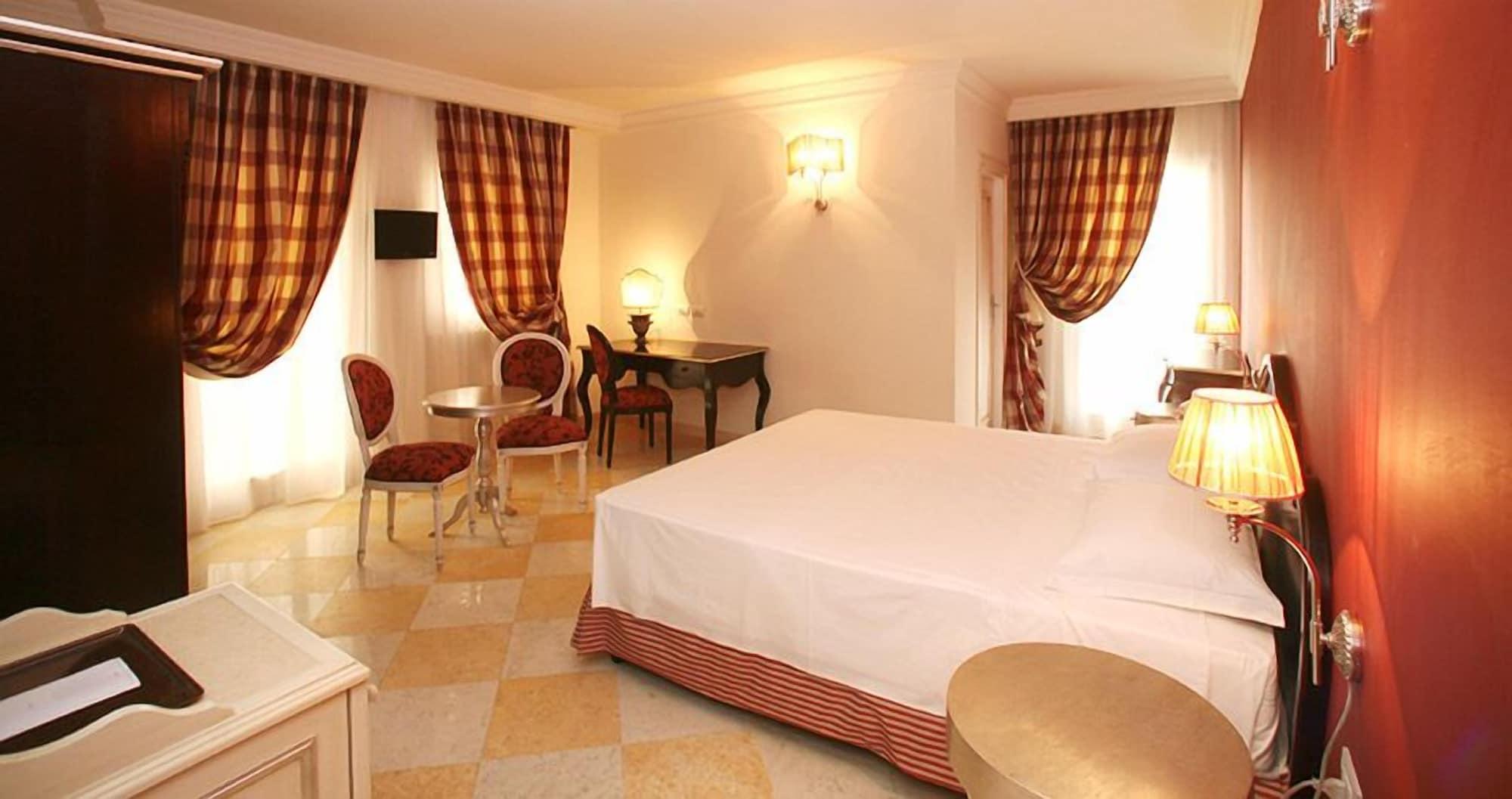 Palace Hotel เวียสเต ภายนอก รูปภาพ