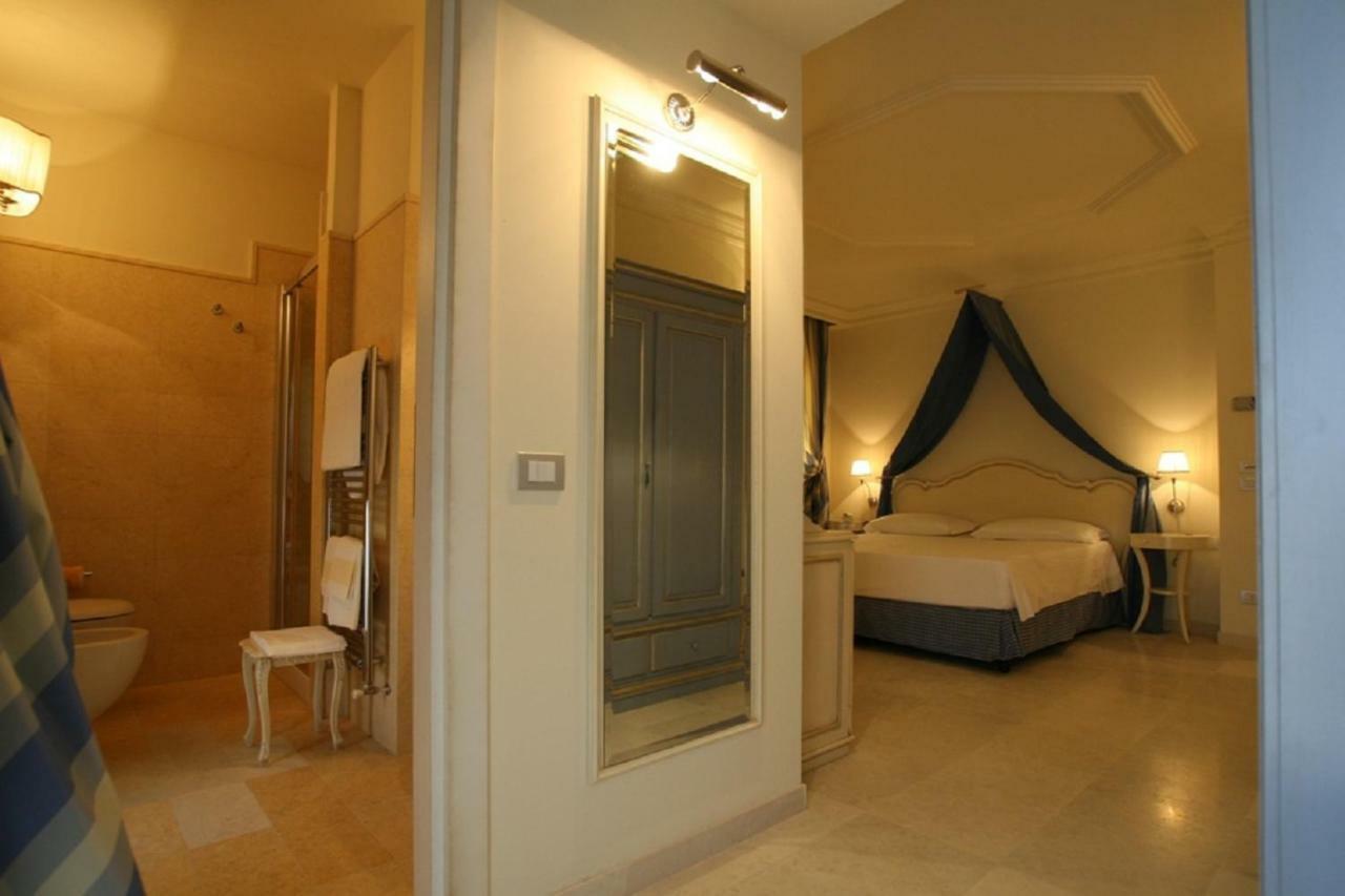 Palace Hotel เวียสเต ภายนอก รูปภาพ
